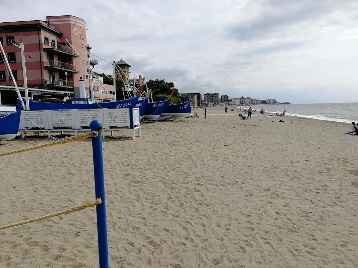 Ferienwohnung Music & Beach Savona Exterior foto